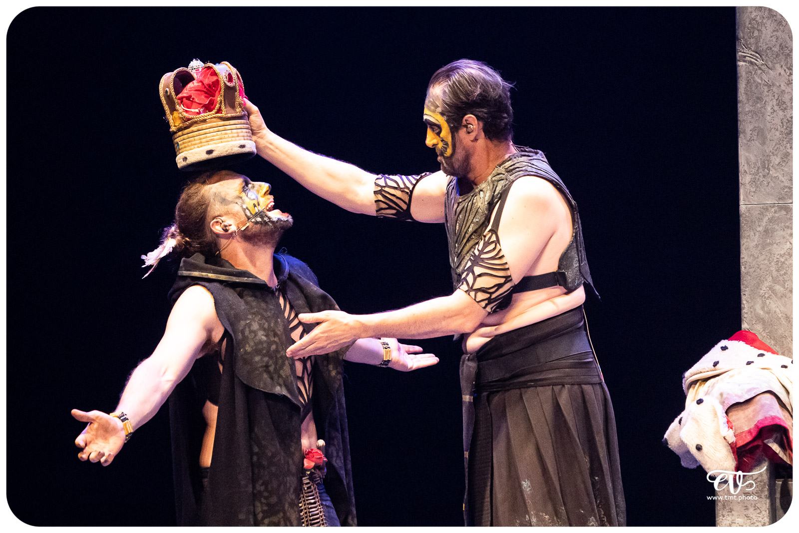 THE PRIMITALS (YLLANA & PRIMITAL BROTHERS)